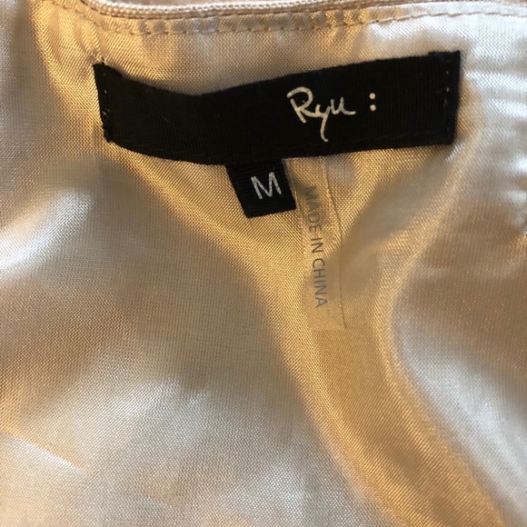 Ryu Dress Size M - Picture 5 of 8